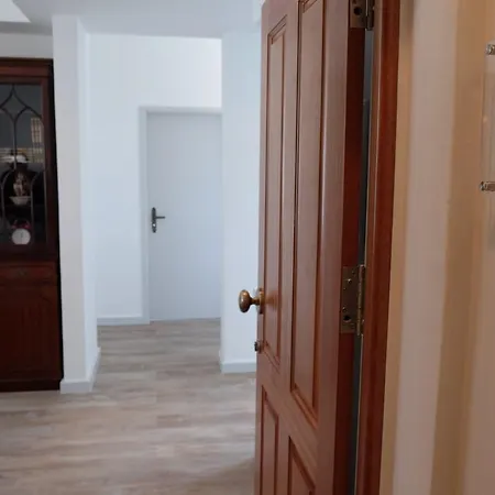 Apt. Downtown 2 * פונשל
