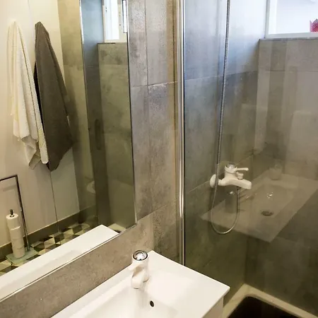 Apt. Downtown 2 *