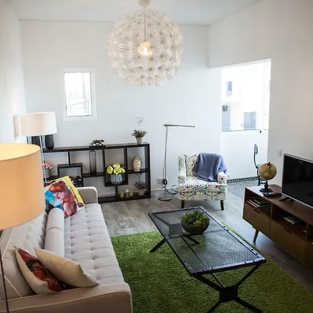 דירה Apt. Downtown 2 פונשל